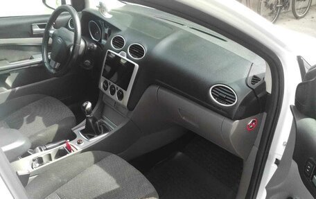 Ford Focus II рестайлинг, 2010 год, 665 000 рублей, 10 фотография