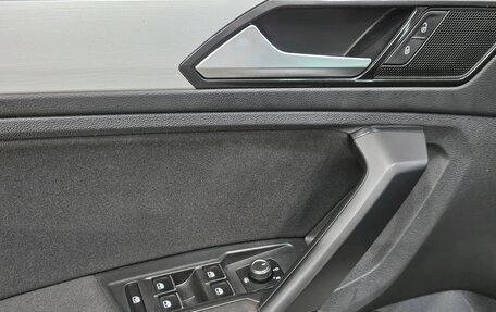 Volkswagen Tiguan II, 2017 год, 1 670 000 рублей, 16 фотография