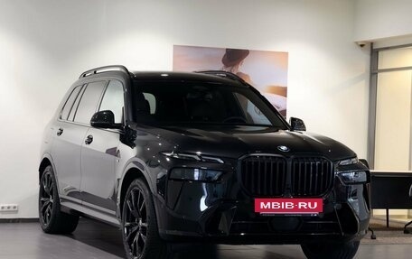 BMW X7, 2023 год, 13 690 000 рублей, 3 фотография