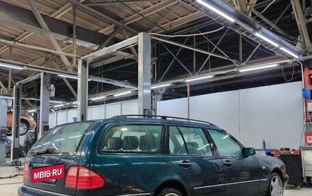 Mercedes-Benz E-Класс, 1998 год, 770 000 рублей, 8 фотография