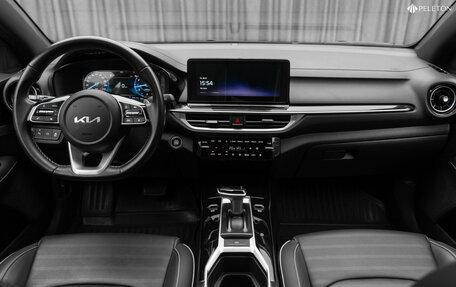 KIA K3, 2023 год, 2 400 000 рублей, 10 фотография