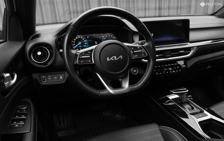 KIA K3, 2023 год, 2 400 000 рублей, 9 фотография