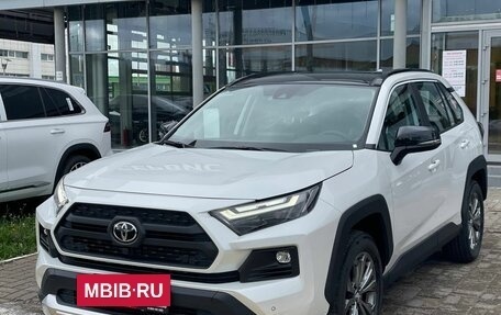 Toyota RAV4, 2025 год, 4 050 000 рублей, 2 фотография