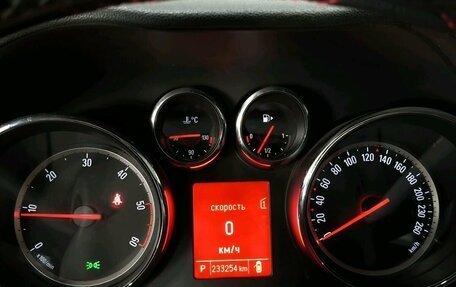 Opel Zafira C рестайлинг, 2013 год, 950 000 рублей, 12 фотография