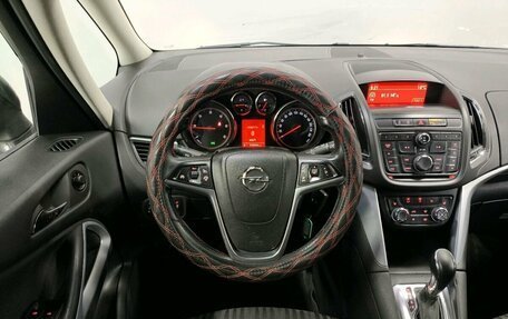 Opel Zafira C рестайлинг, 2013 год, 950 000 рублей, 11 фотография