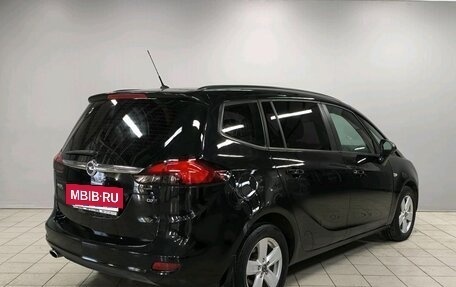 Opel Zafira C рестайлинг, 2013 год, 950 000 рублей, 5 фотография