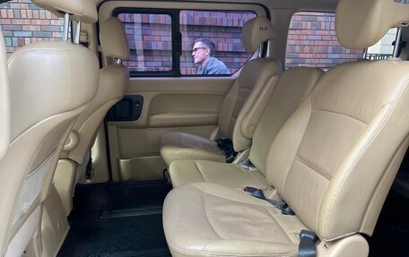 Hyundai Grand Starex Grand Starex I рестайлинг 2, 2016 год, 2 850 000 рублей, 10 фотография
