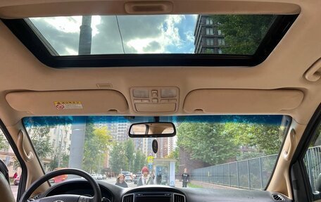 Hyundai Grand Starex Grand Starex I рестайлинг 2, 2016 год, 2 850 000 рублей, 19 фотография