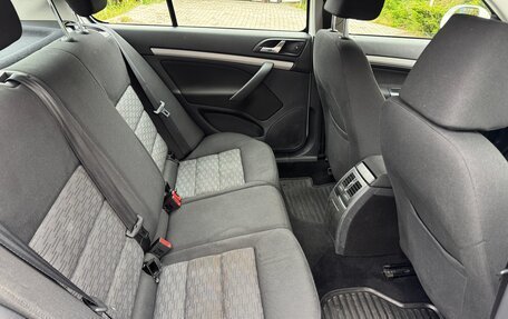 Skoda Octavia, 2012 год, 990 000 рублей, 10 фотография