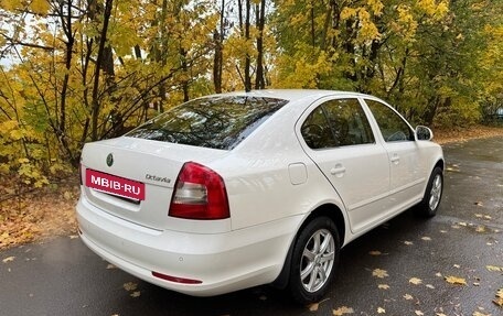 Skoda Octavia, 2012 год, 990 000 рублей, 4 фотография