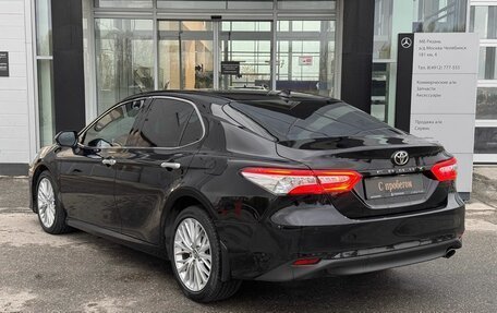 Toyota Camry, 2019 год, 2 900 000 рублей, 6 фотография