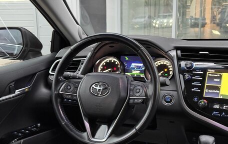 Toyota Camry, 2019 год, 2 900 000 рублей, 26 фотография