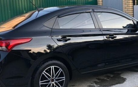 Hyundai Solaris II рестайлинг, 2018 год, 1 800 000 рублей, 8 фотография