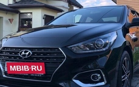 Hyundai Solaris II рестайлинг, 2018 год, 1 800 000 рублей, 9 фотография