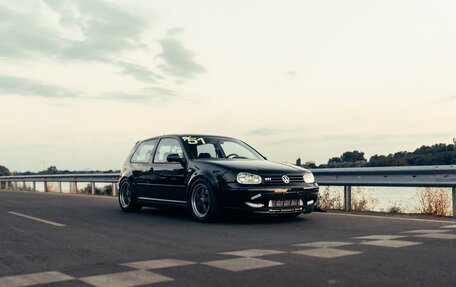 Volkswagen Golf GTI IV, 2001 год, 1 100 000 рублей, 12 фотография