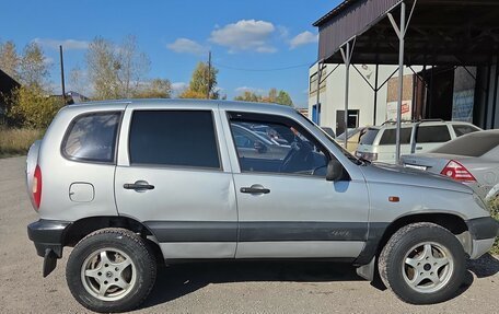 Chevrolet Niva I рестайлинг, 2004 год, 260 000 рублей, 6 фотография