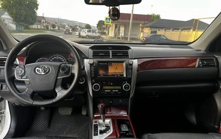 Toyota Camry, 2012 год, 1 500 000 рублей, 5 фотография