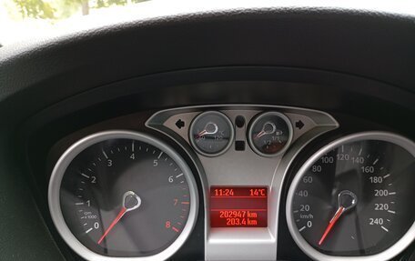 Ford Focus II рестайлинг, 2011 год, 550 000 рублей, 3 фотография
