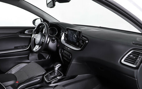 KIA cee'd III, 2022 год, 2 254 000 рублей, 11 фотография