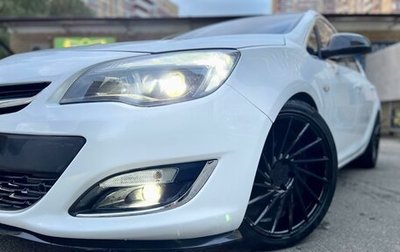 Opel Astra J, 2011 год, 780 000 рублей, 1 фотография