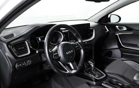 KIA cee'd III, 2022 год, 2 254 000 рублей, 15 фотография