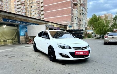 Opel Astra J, 2011 год, 780 000 рублей, 5 фотография