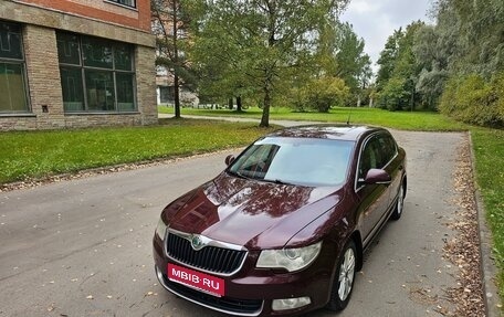 Skoda Superb III рестайлинг, 2008 год, 1 050 000 рублей, 1 фотография