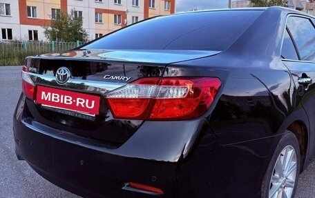 Toyota Camry, 2011 год, 1 400 000 рублей, 3 фотография
