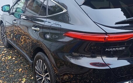 Toyota Harrier, 2021 год, 3 850 000 рублей, 3 фотография