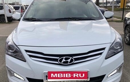 Hyundai Solaris II рестайлинг, 2016 год, 1 100 000 рублей, 13 фотография