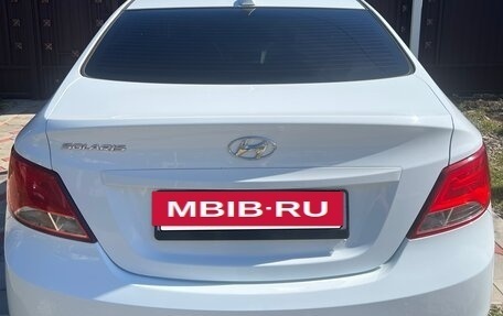 Hyundai Solaris II рестайлинг, 2016 год, 1 100 000 рублей, 10 фотография