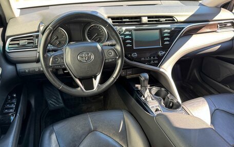 Toyota Camry, 2020 год, 3 320 000 рублей, 7 фотография