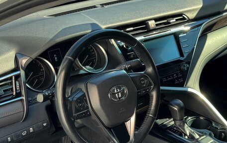 Toyota Camry, 2020 год, 3 320 000 рублей, 8 фотография