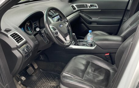Ford Explorer VI, 2014 год, 1 800 000 рублей, 9 фотография