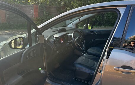 Opel Meriva, 2014 год, 700 000 рублей, 9 фотография