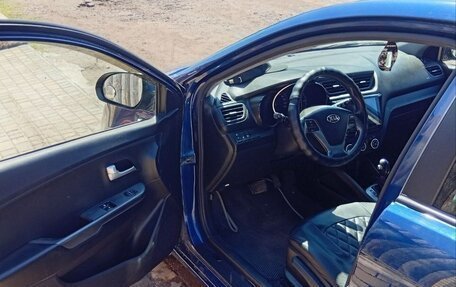 KIA Rio III рестайлинг, 2015 год, 900 000 рублей, 10 фотография