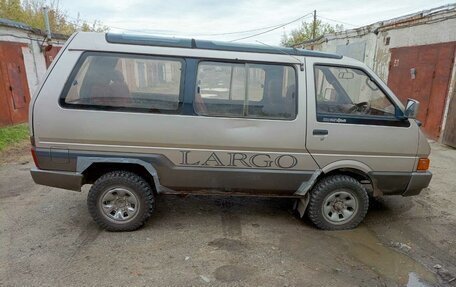 Nissan Largo III (W30), 1990 год, 210 000 рублей, 4 фотография