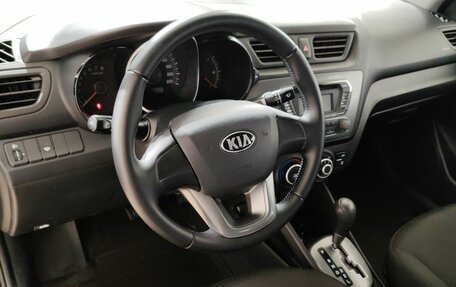 KIA Rio III рестайлинг, 2013 год, 800 000 рублей, 12 фотография