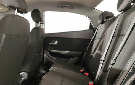 KIA Rio III рестайлинг, 2013 год, 800 000 рублей, 13 фотография