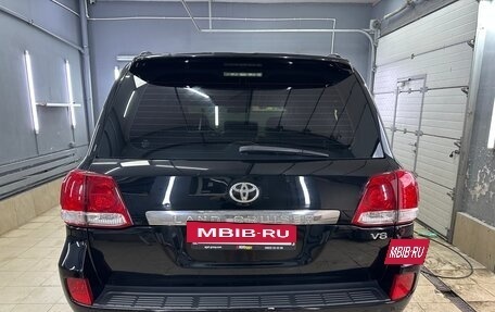Toyota Land Cruiser 200, 2009 год, 2 000 000 рублей, 6 фотография