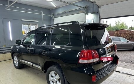 Toyota Land Cruiser 200, 2009 год, 2 000 000 рублей, 2 фотография