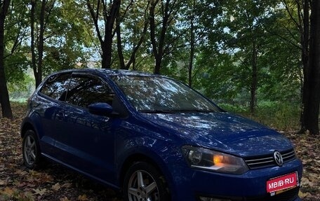 Volkswagen Polo VI (EU Market), 2010 год, 750 000 рублей, 1 фотография