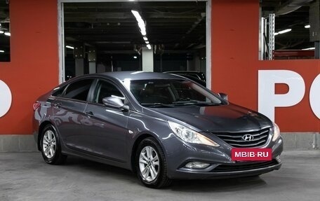 Hyundai Sonata VI, 2011 год, 898 000 рублей, 3 фотография