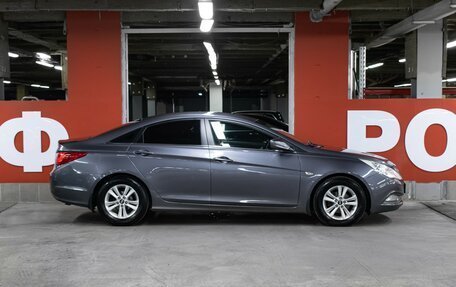 Hyundai Sonata VI, 2011 год, 898 000 рублей, 4 фотография