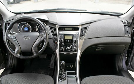 Hyundai Sonata VI, 2011 год, 898 000 рублей, 14 фотография