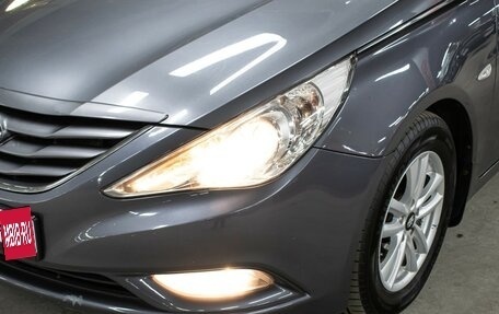 Hyundai Sonata VI, 2011 год, 898 000 рублей, 21 фотография