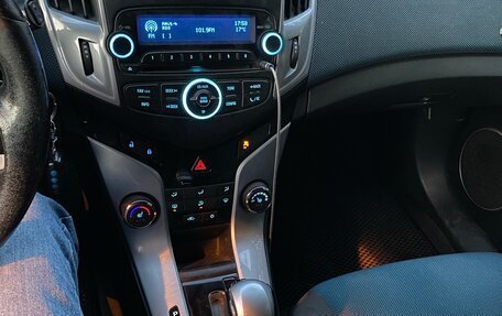Chevrolet Cruze II, 2013 год, 850 000 рублей, 4 фотография