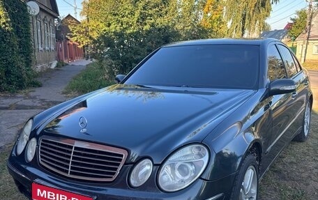 Mercedes-Benz E-Класс, 2002 год, 475 000 рублей, 1 фотография