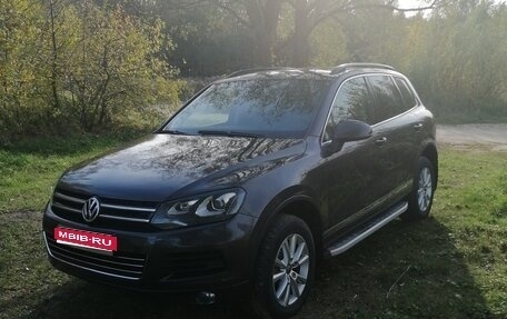 Volkswagen Touareg III, 2010 год, 2 000 000 рублей, 1 фотография