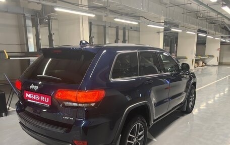 Jeep Grand Cherokee, 2017 год, 4 000 000 рублей, 5 фотография